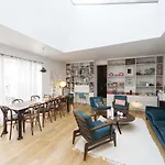 Veeve - Peaceful Pigalle