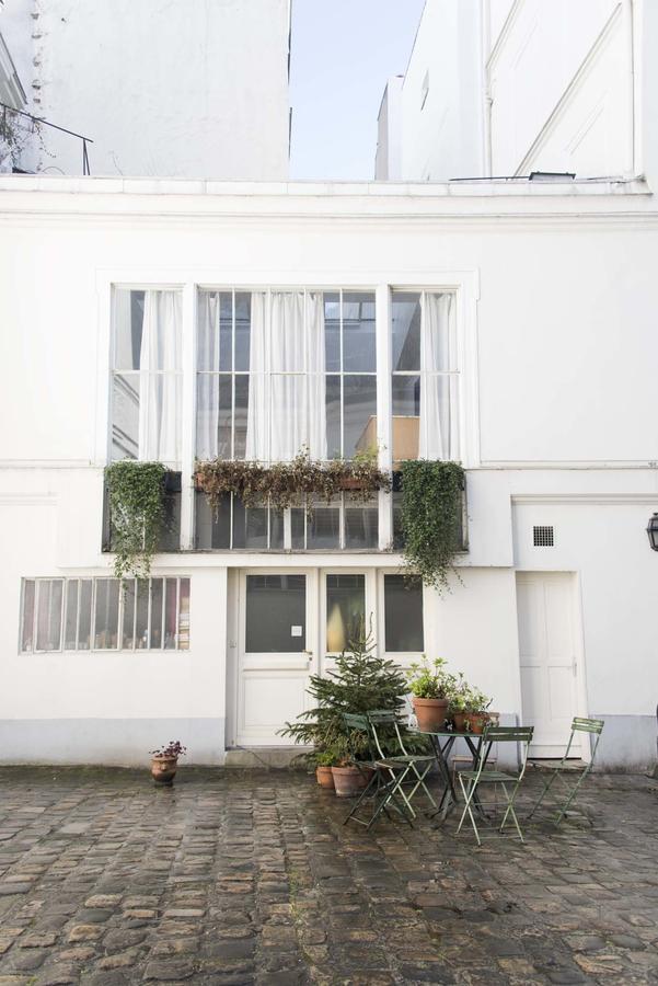 Veeve - Peaceful Pigalle *