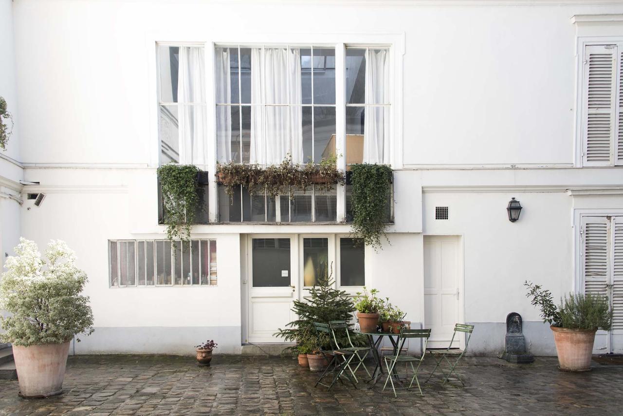 Veeve - Peaceful Pigalle